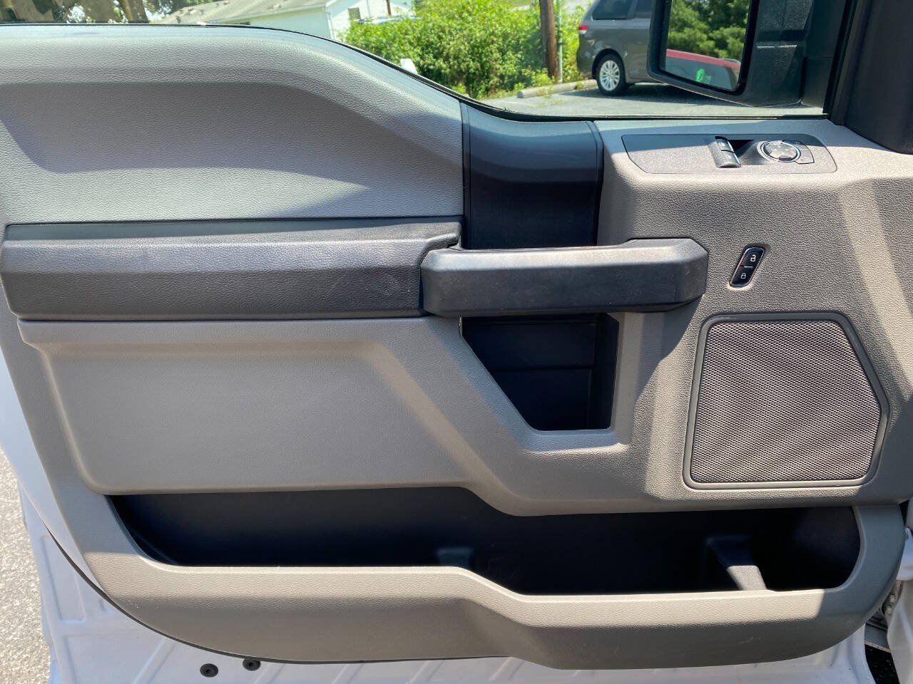 Used 2019 Ford F150 XL w/ Trailer Tow Package RWD image 11