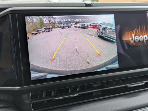 Used 2024 Jeep Wrangler Sahara w/ Safety Group image 24