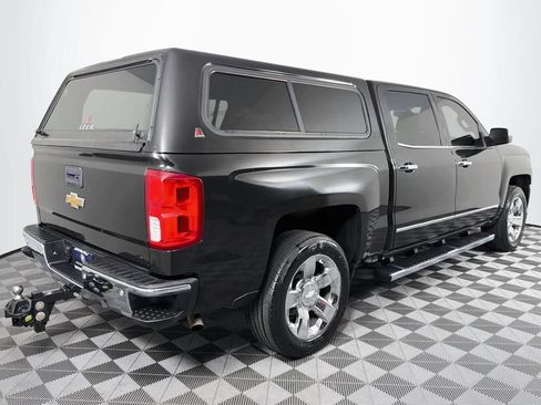 Used 2017 Chevrolet Silverado 1500 LTZ w/ High Desert Package AWD/4WD image 27