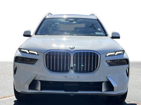 Used 2023 BMW X7 xDrive40i image 35