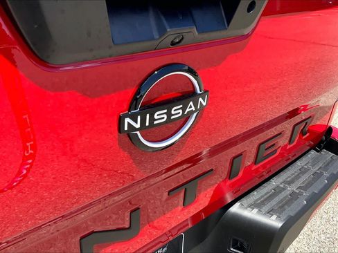 Used 2026 Nissan Frontier SV w/ All-Weather Content Package AWD/4WD image 30