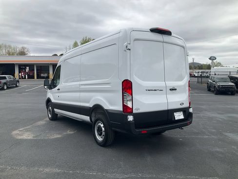 New 2026 Ford Transit 250 148 Medium Roof RWD image 7