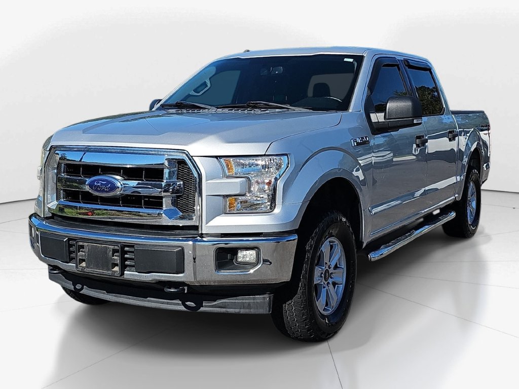 Used 2017 Ford F150 XLT w/ Equipment Group 301A Mid AWD/4WD image 10
