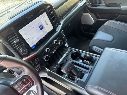 Used 2025 Ford F150 Raptor AWD/4WD image 16