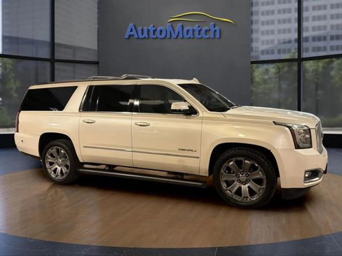 Used 2015 GMC Yukon XL Denali w/ Premium Package image 13