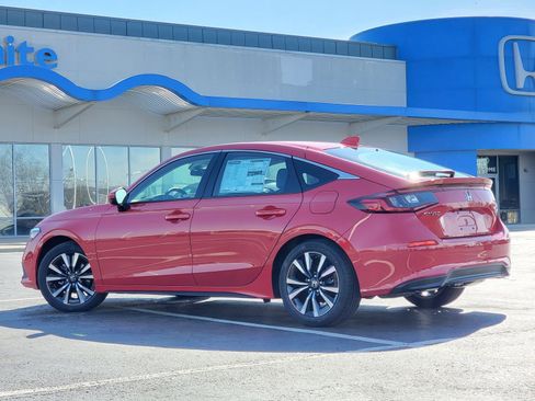 Used 2023 Honda Civic EX-L image 5