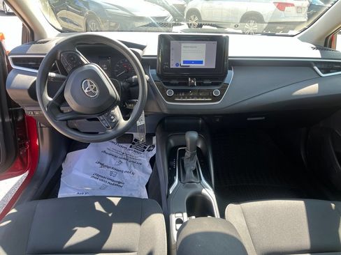 Used 2023 Toyota Corolla LE FWD image 9