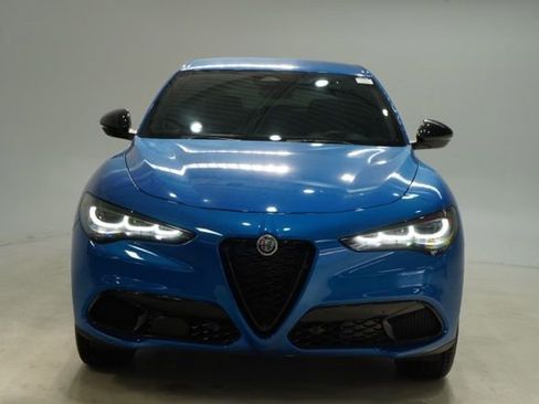 New 2025 Alfa Romeo Stelvio Sprint AWD/4WD image 2
