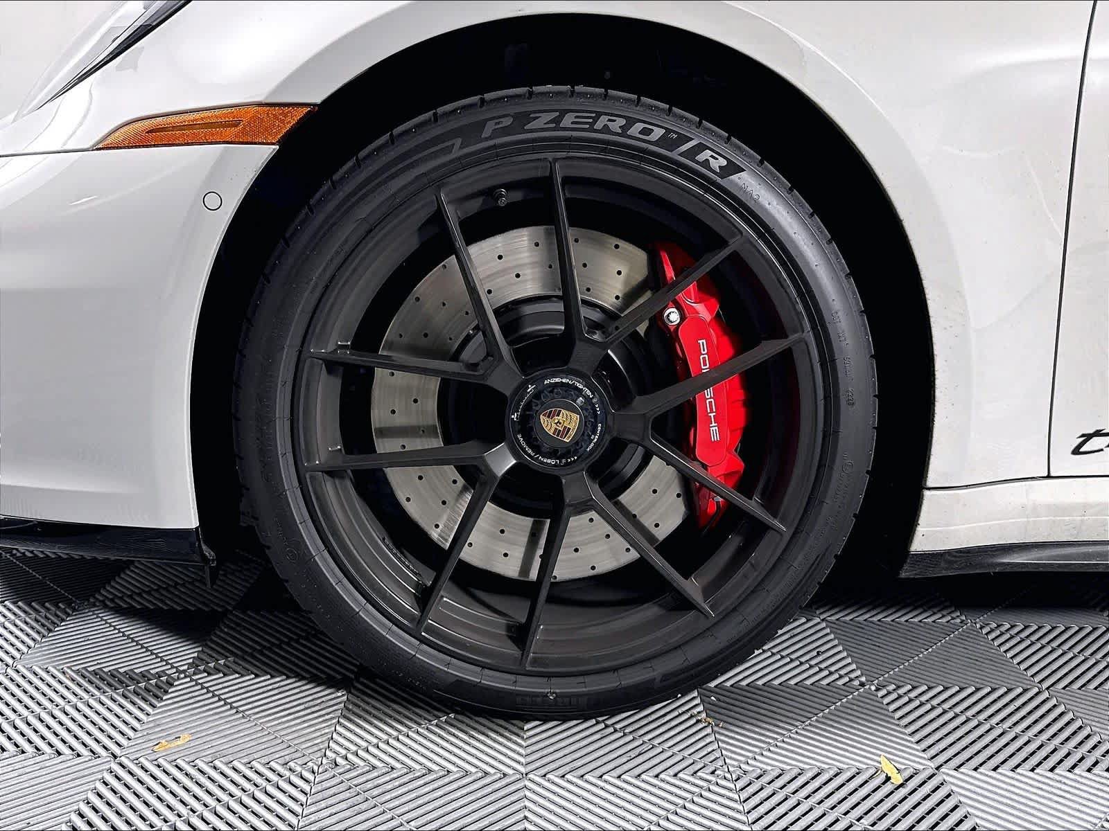Used 2026 Porsche 911 Carrera GTS RWD image 11