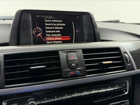 Used 2017 BMW 330i Sedan RWD image 28