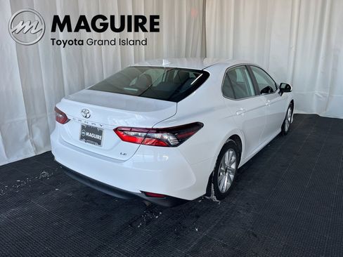 Used 2024 Toyota Camry LE image 28