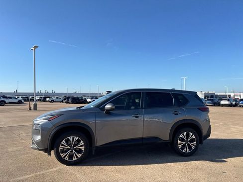 Certified 2023 Nissan Rogue SV FWD image 13