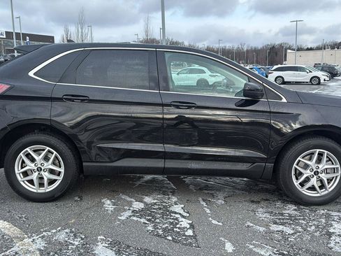 Used 2023 Ford Edge SEL image 4