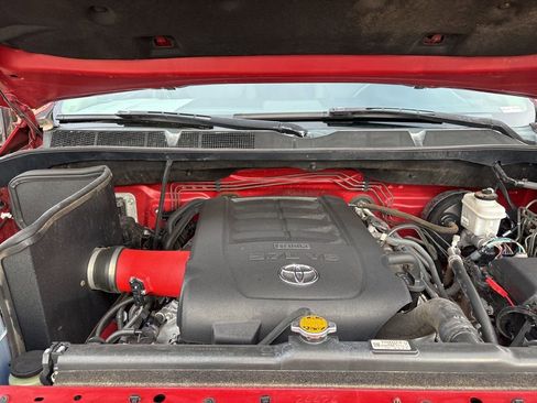 Used 2014 Toyota Tundra SR5 w/ SR5 Upgrade Package AWD/4WD image 50