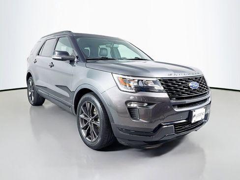 Used 2019 Ford Explorer Sport AWD/4WD image 3