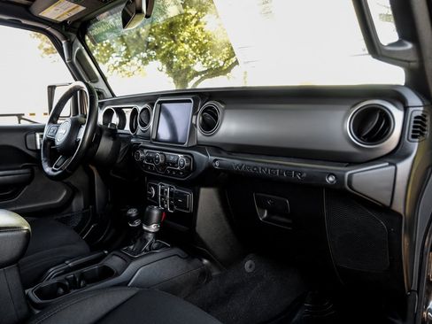 Used 2021 Jeep Wrangler Unlimited Willys image 24