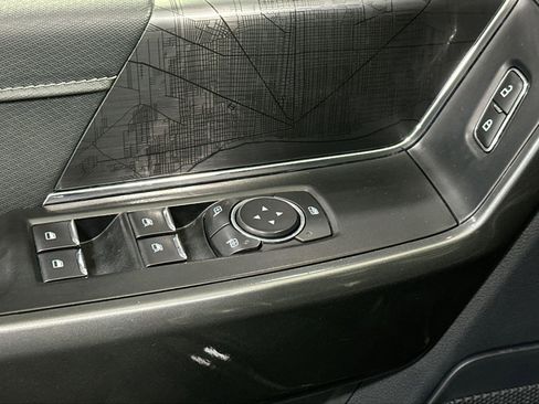 Used 2022 Ford F150 XLT w/ Equipment Group 302A High image 16