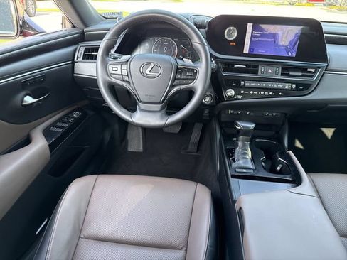 Used 2023 Lexus ES 350 w/ Premium Package FWD image 10