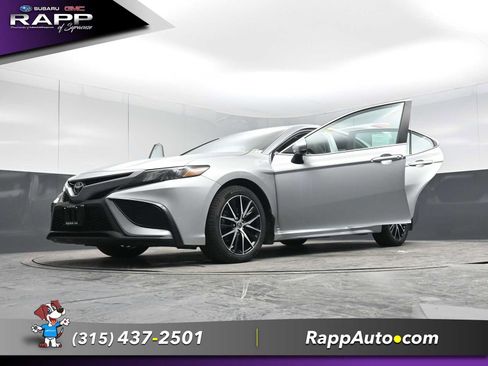 Used 2021 Toyota Camry SE image 28