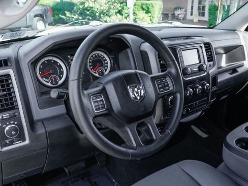 Used 2014 RAM 1500 Express AWD/4WD image 16