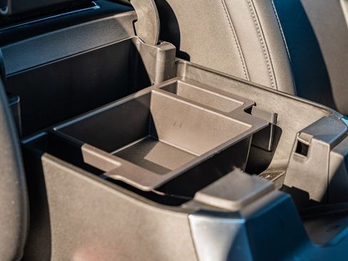 Used 2024 Chevrolet Silverado 2500 LTZ w/ LTZ Plus Package image 16