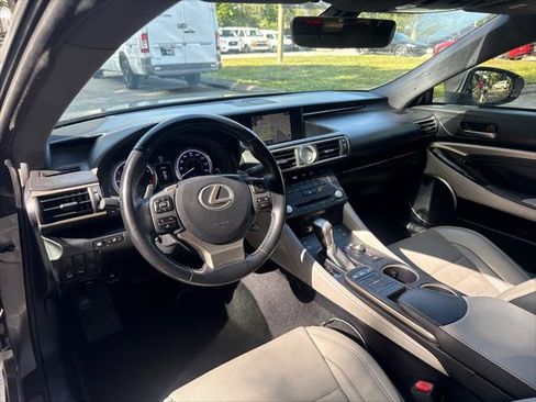 Used 2015 Lexus RC 350 w/ Luxury Package RWD image 23