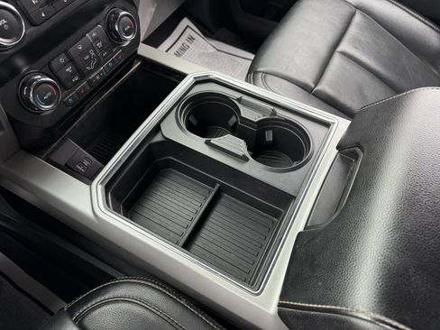 Used 2021 Ford F250 Lariat image 23