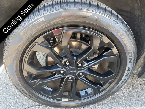 Used 2019 GMC Terrain SLT w/ Preferred Package image 39