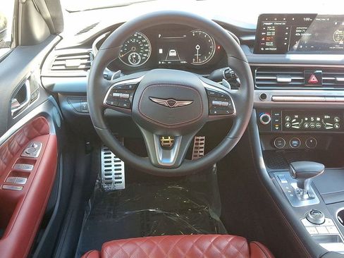 Used 2025 Genesis G70 3.3T Advanced w/ Sport Prestige Package image 21