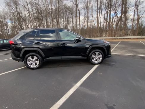 Used 2023 Toyota RAV4 XLE image 15