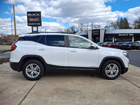 Used 2021 GMC Terrain SLE w/ Driver Convenience Package image 7