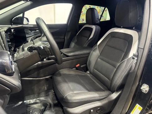 Used 2024 Chevrolet Blazer EV LT AWD/4WD image 12