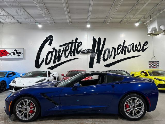 Used 2017 Chevrolet Corvette Stingray Coupe w/ Carbon Flash Badge Package RWD image 2