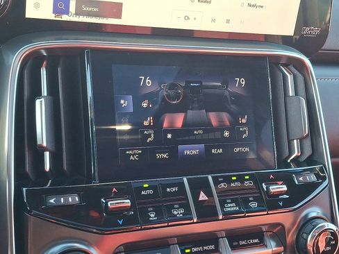 Used 2024 Lexus LX 600 F Sport image 17