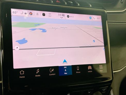 Used 2022 Jeep Grand Cherokee Limited image 13