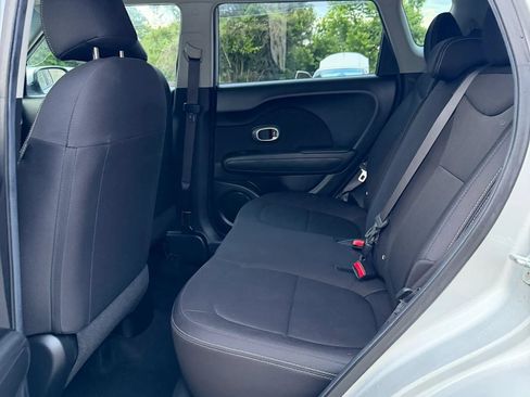 Used 2019 Kia Soul FWD image 9