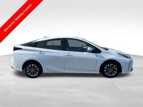 Used 2022 Toyota Prius Limited w/ Premium Convenience Package image 6