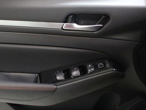 New 2025 Nissan Altima 2.5 SR w/ SR Premium Package image 11