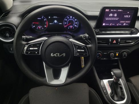 Used 2023 Kia Forte LXS w/ LXS Technology Package image 22