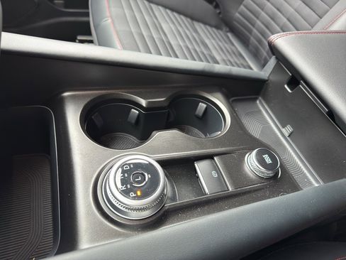 New 2026 Ford Explorer ST-Line w/ ST-Line Street Pack image 30