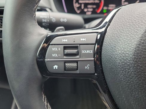 Used 2025 Honda Civic Sport image 29