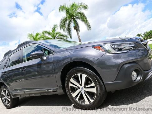Used 2018 Subaru Outback 2.5i Limited image 1