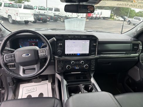 Used 2023 Ford F350 Lariat w/ Lariat Ultimate Package AWD/4WD image 12