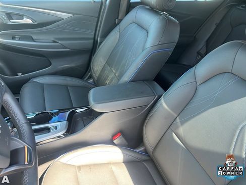 Used 2026 Buick Envista Sport Touring w/ Advanced Safety Package FWD image 18