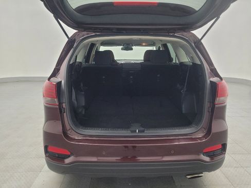 Used 2019 Kia Sorento LX w/ LX Convenience Package image 29