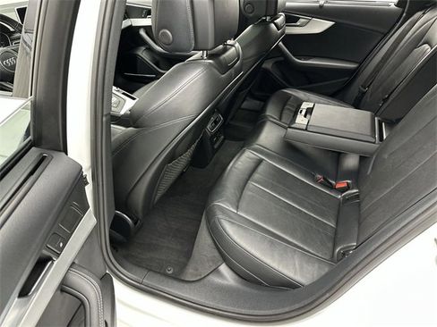 Used 2019 Audi S4 Premium Plus w/ Premium Plus Package image 23