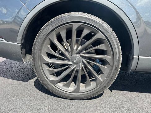 Used 2020 Lincoln Aviator Reserve w/ Equipment Group 202A AWD/4WD image 11