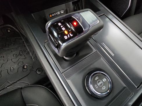 New 2026 GMC Hummer EV SUV image 21