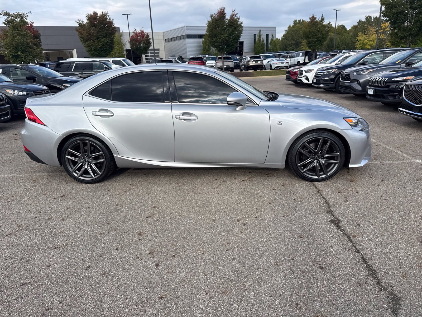 Used 2016 Lexus IS 200t w/ F Sport Package RWD image 4