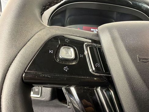 Used 2022 Lincoln Corsair FWD image 16